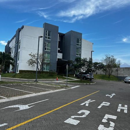 הרדיה Comodidad Y Privacidad En Un Solo Lugar מראה חיצוני תמונה
